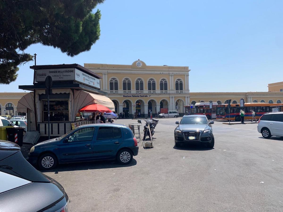 Serenityhomect Catania Bagian luar foto