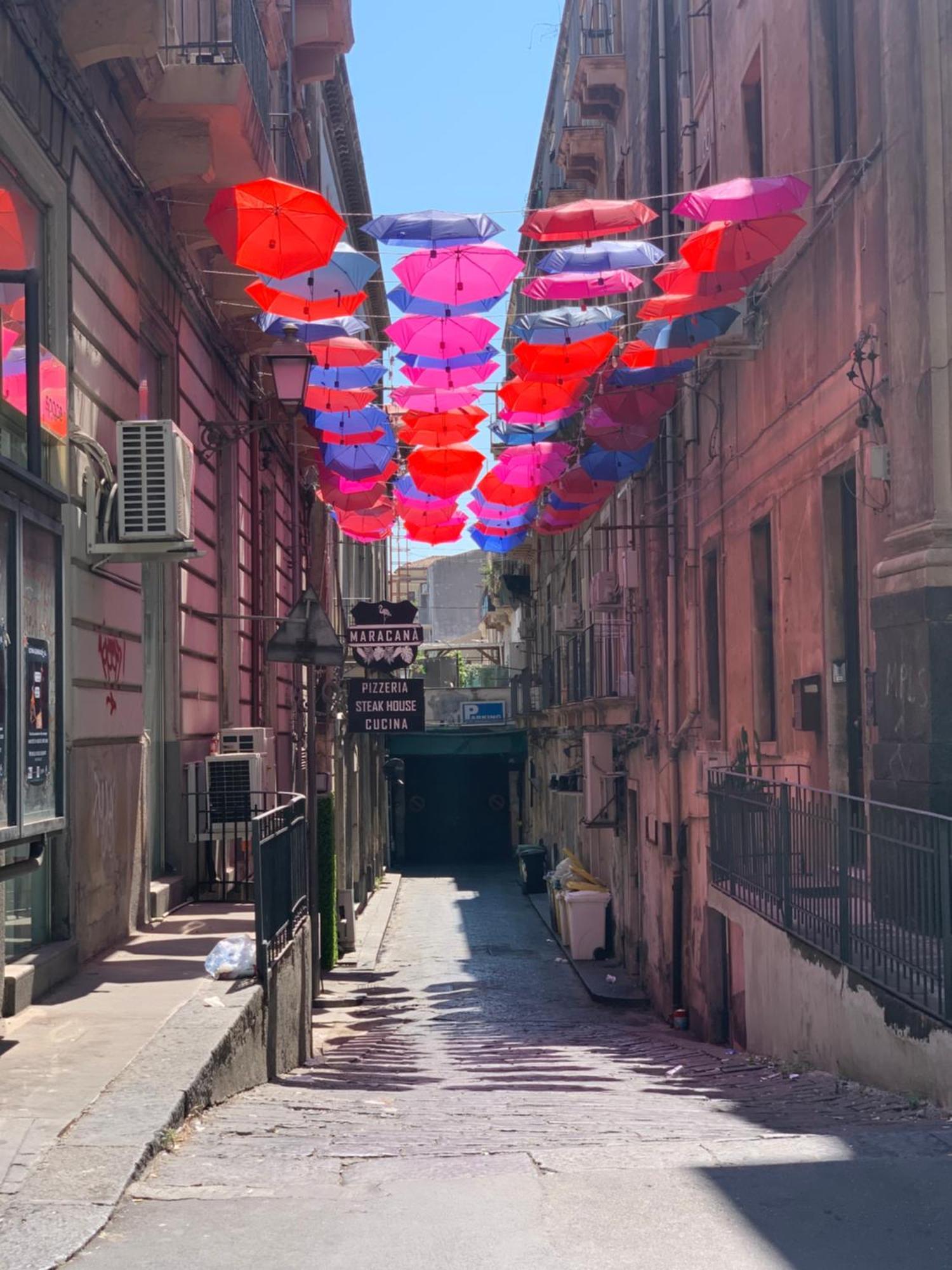 Serenityhomect Catania Bagian luar foto